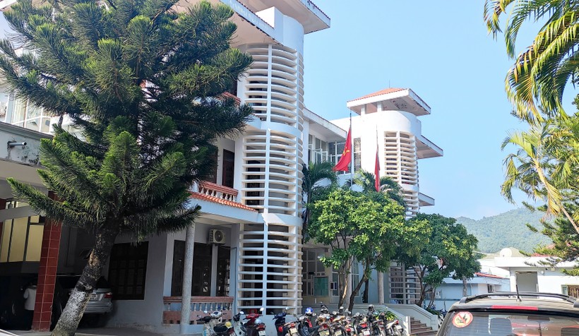 Trụ sở UBND huyện Mường Lát (Thanh Hóa). Ảnh: TL.