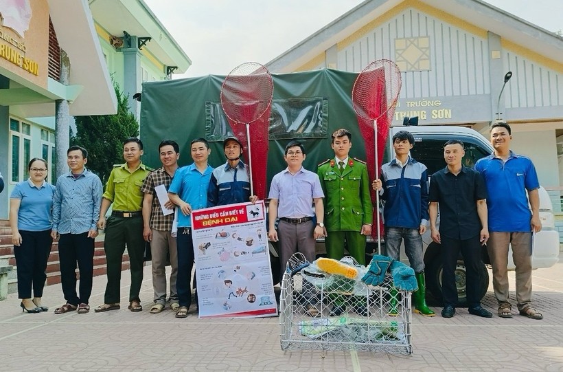 Xã Trung Sơn (huyện Quan Hóa, Thanh Hóa) thành lập đội tuyên truyền, phòng chống dịch bệnh dại. (Ảnh: H.Ng).