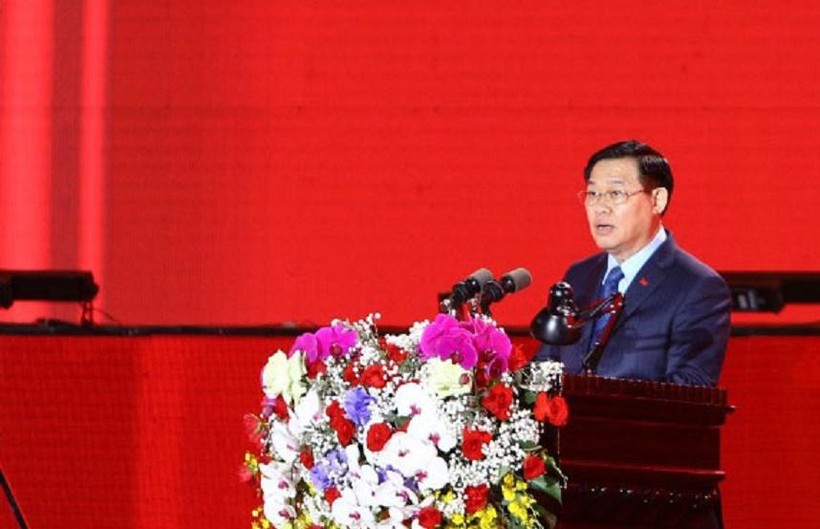 Chủ tịch Quốc hội Vương Đình Huệ phát biểu tại Lễ công bố Nghị quyết của Ủy ban Thường vụ Quốc hội về việc thành lập TP. Phổ Yên.