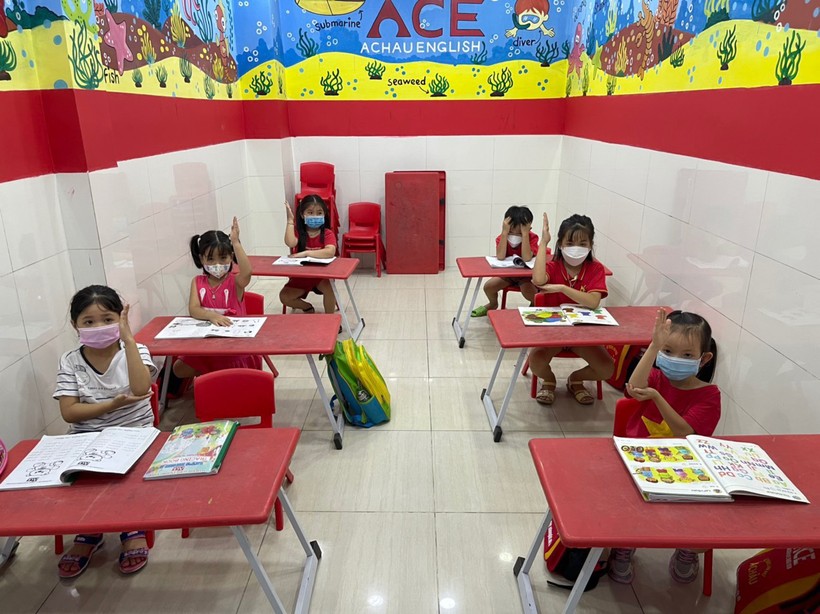 Một lớp học tiếng Anh tại Trung tâm Anh ngữ Á Châu, quận Gò Vấp.