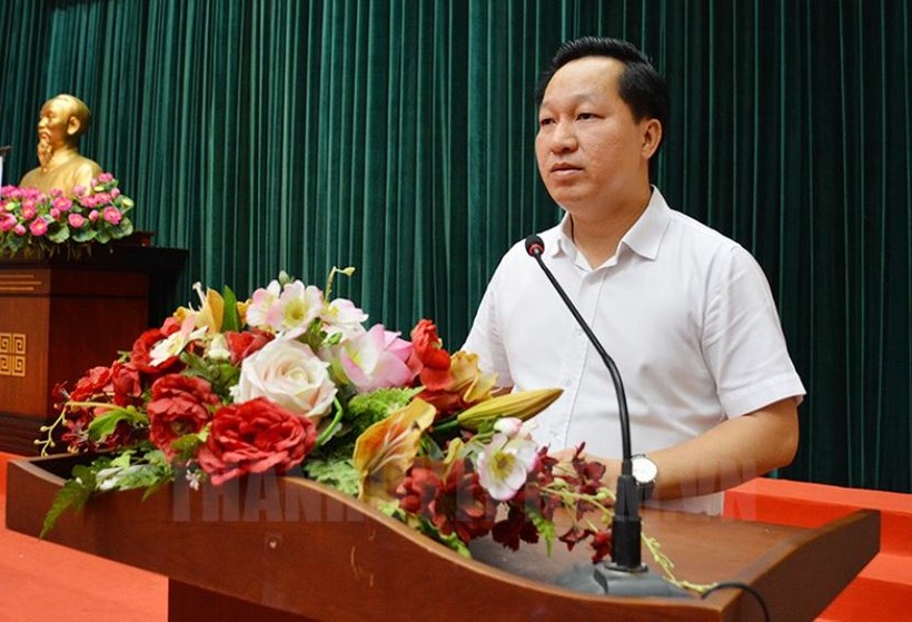 Ông Hoàng Tùng, Chủ tịch UBND TP Thủ Đức, phát biểu tại buổi tập huấn.