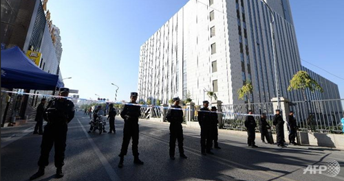 Trung Quốc ‘chống bạo động’ tại Tân Cương, 40 người chết