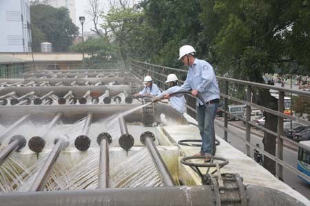 Từ ngày 1/10, giá nước sinh hoạt tại Hà Nội tăng gần 25%