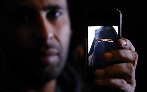 Gia đình tan đàn xẻ nghé khi các cô gái phương Tây gia nhập IS