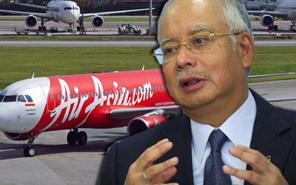 Thủ tướng Malaysia Najib Razak cho biết Chính phủ nước này sẽ hỗ trợ tối đa AirAsia trong chiến dịch tìm kiếm.