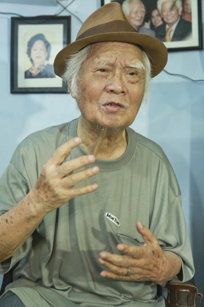 NS Nguyễn Văn Tý rưng rưng lệ mừng sinh nhật 90 tuổi