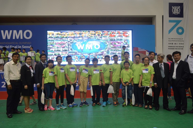 Đội tuyển Việt Nam tham dự cuộc thi tại Hàn Quốc 