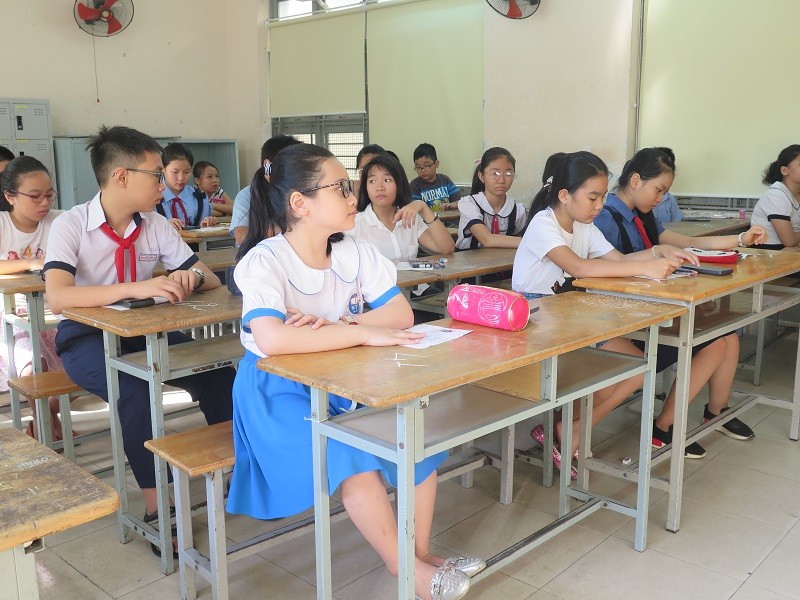 Học sinh dự khảo sát tại Trường Chuyên Trần Đại Nghĩa