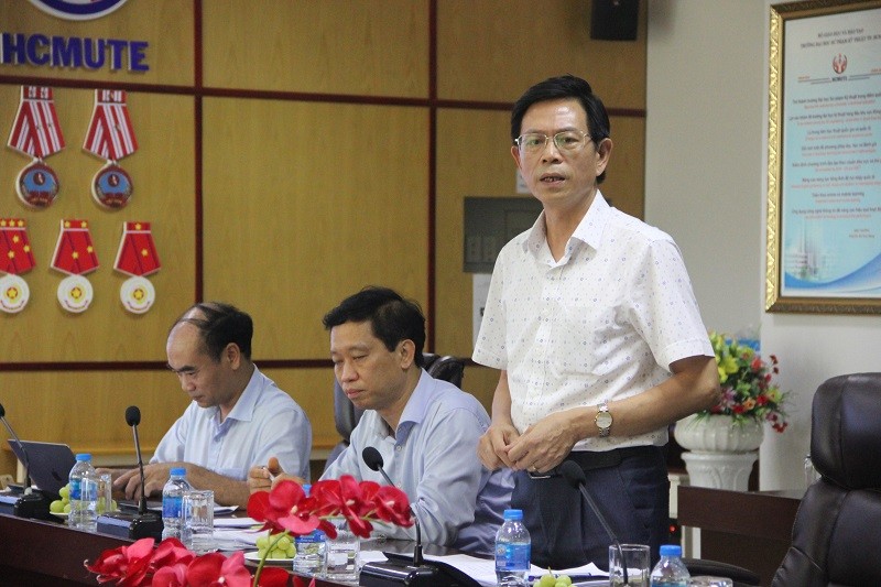 GS Tạ Ngọc Đôn, Vụ trưởng Vụ Khoa học, Công nghệ và Môi trường (Bộ GD&ĐT) phát biểu tại buổi làm việc 