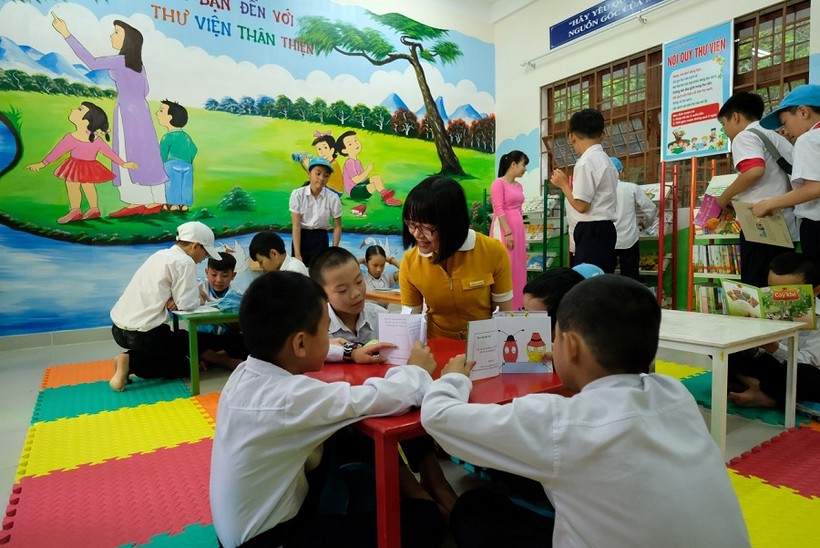 Dự án Thư viện thân thiện sẽ trao tặng 51.000 đầu sách cho hơn 10.000 em học sinh tiểu học tại Lâm Đồng