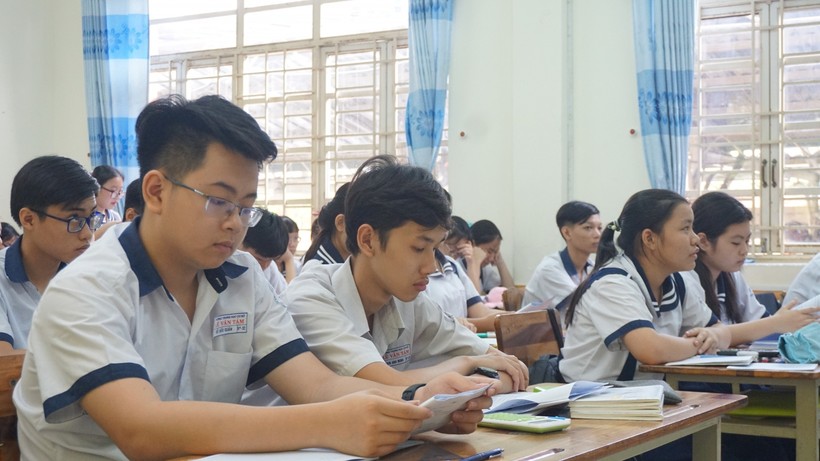 Học sinh lớp 9 Trường THCS Lê Văn Tám, Quận Bình Thạnh trong giờ học. Ảnh minh hoạ Q.Nguyễn