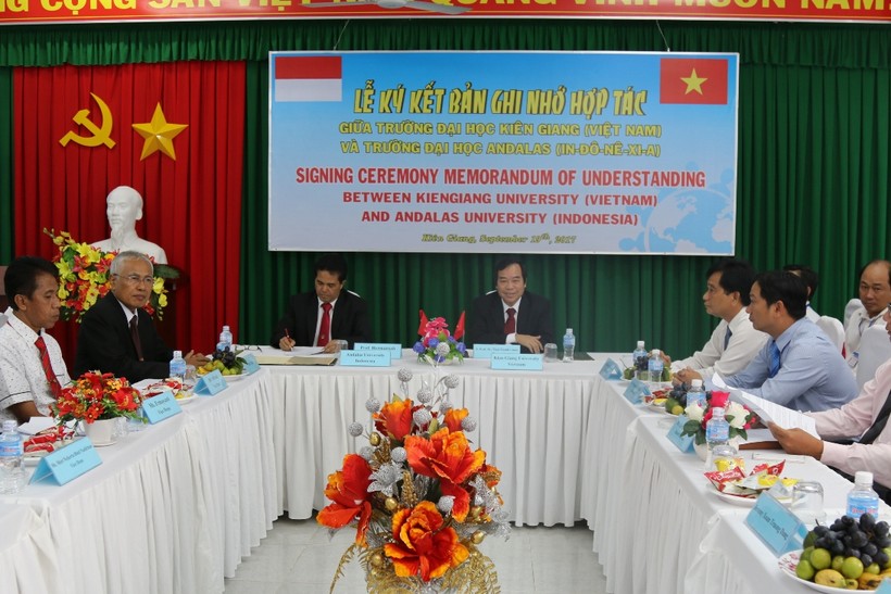 Trường ĐH Kiên Giang tăng cường hợp tác quốc tế