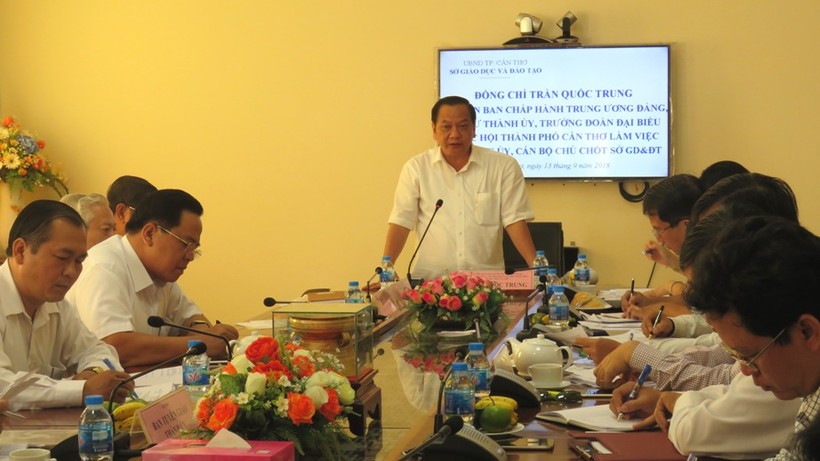 Đồng chí Trần Quốc Trung - Bí thư Thành ủy TP Cần Thơ phát biểu tại buổi làm việc