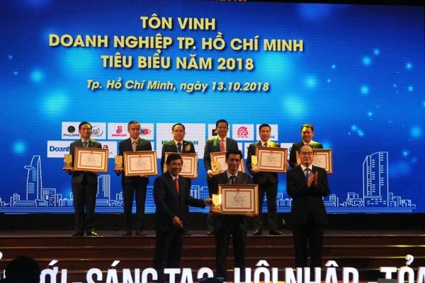 Lãnh đạo TPHCM tôn vinh Doanh nhân và Doanh nghiệp tiêu biểu năm 2018