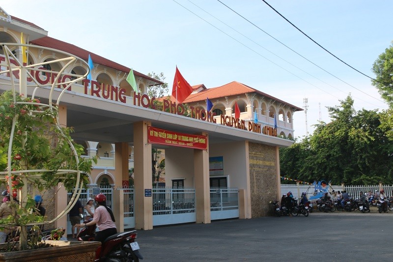 Trường THPT Nguyễn Đình Chiểu có điểm số xét tuyển lớp 10 cao nhất tỉnh Tiền Giang