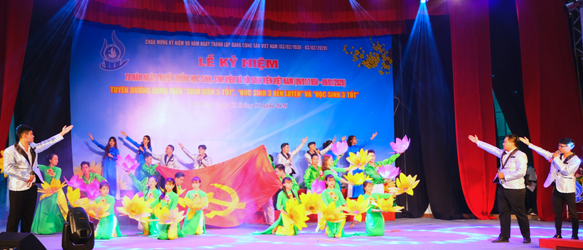 Cần Thơ: Sôi nổi hoạt động Kỷ niệm ngày Truyền thống HSSV và Hội Sinh viên Việt Nam