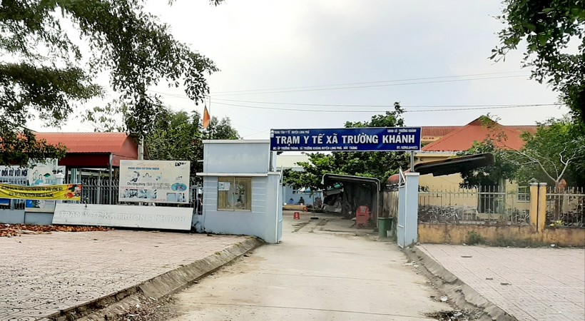 Trạm y tế xã Trường Khánh, nơi tạm giữ người đi trên xe của tài xế T.