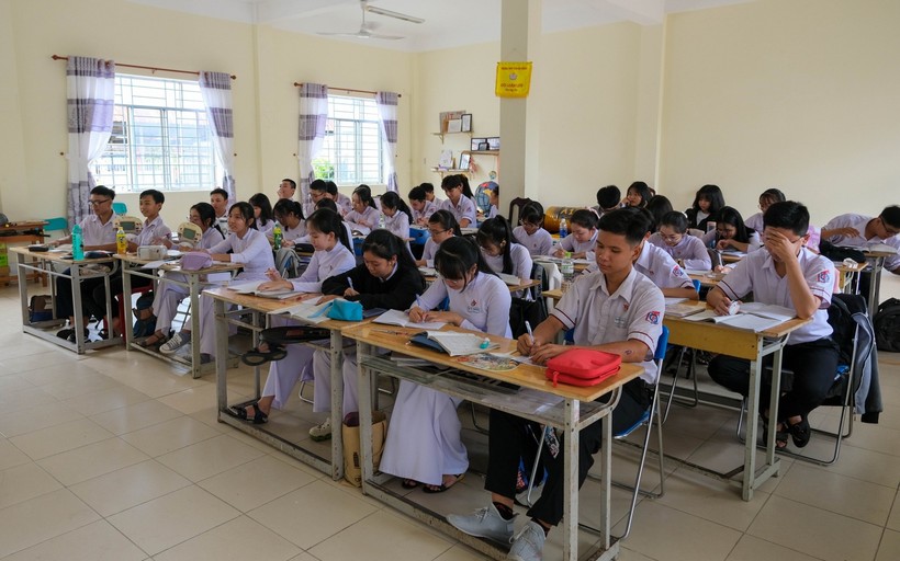 HS lớp 12 Trường THPT Trần Đại Nghĩa (TP Cần Thơ) đang tập trung học tập chuẩn bị cho kỳ thi tốt nghiệp THPT.