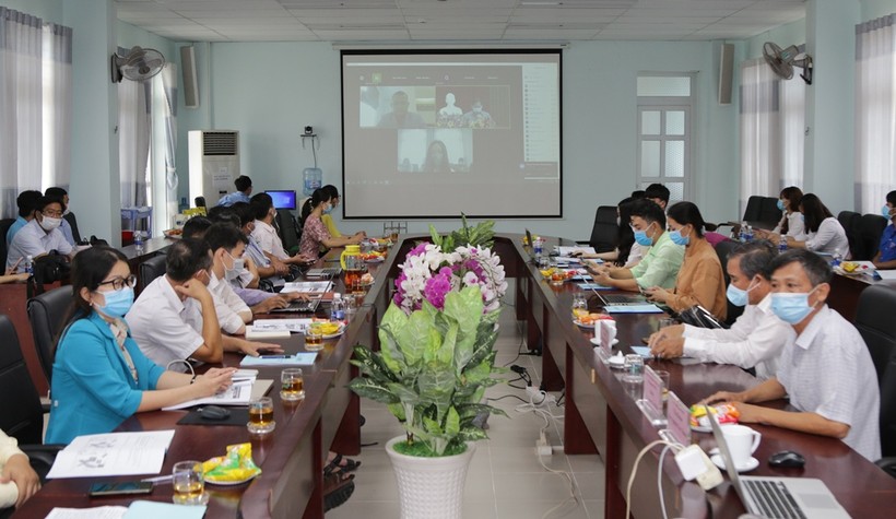 Quang cảnh Hội thảo khoa học quốc tế online.
