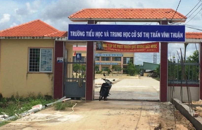 Trường TH-THCS Thị trấn Vĩnh Thuận. 