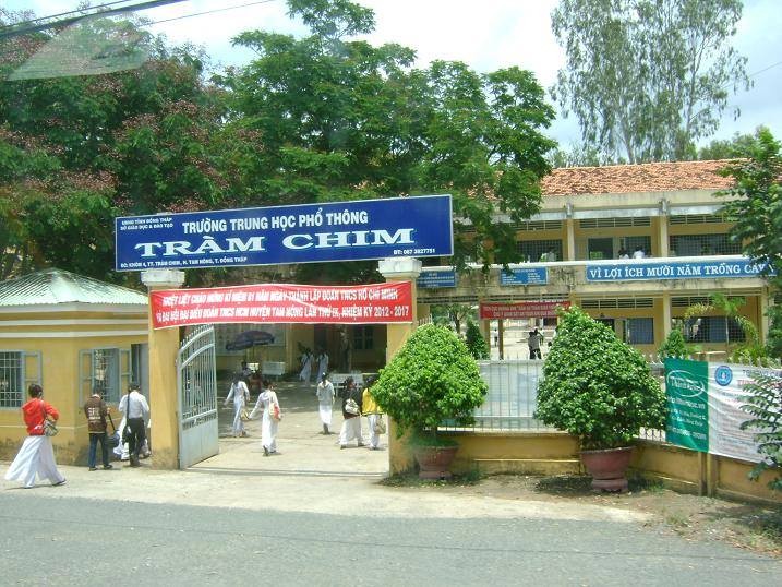 Trường THPT Tràm Chim.