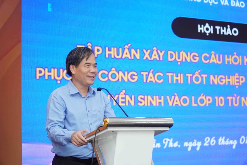 Ông Nguyễn Phúc Tăng - Phó Giám đốc Sở GD&ĐT TP Cần Thơ phát biểu tại buổi tập huấn.