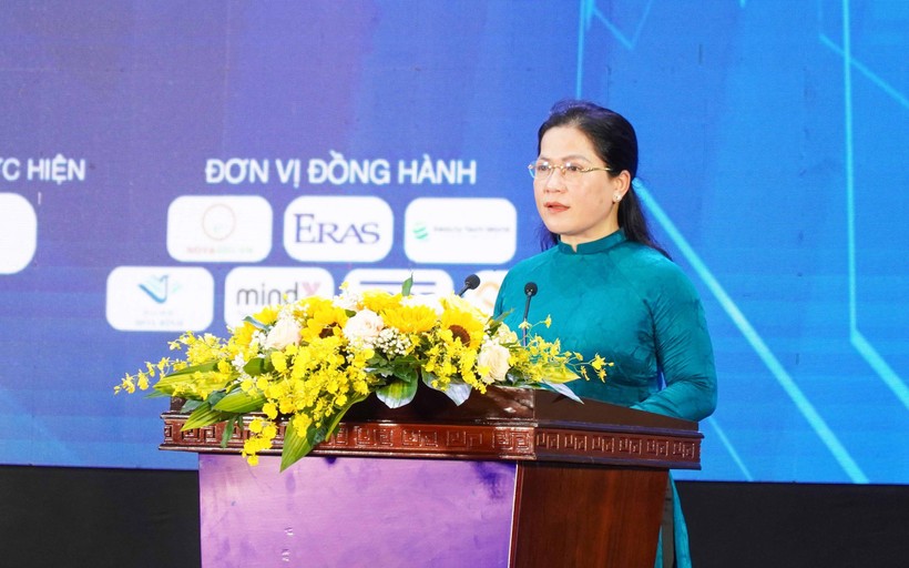 Thứ trưởng Bộ GD&ĐT Nguyễn Thị Kim Chi phát biểu tại Ngày hội.