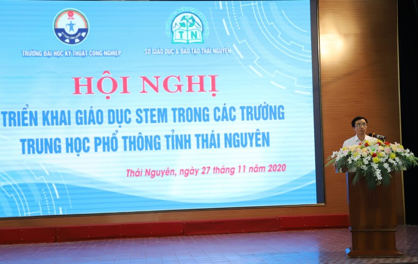 TS Đào Xuân Tân phát biểu tại buổi tập huấn.