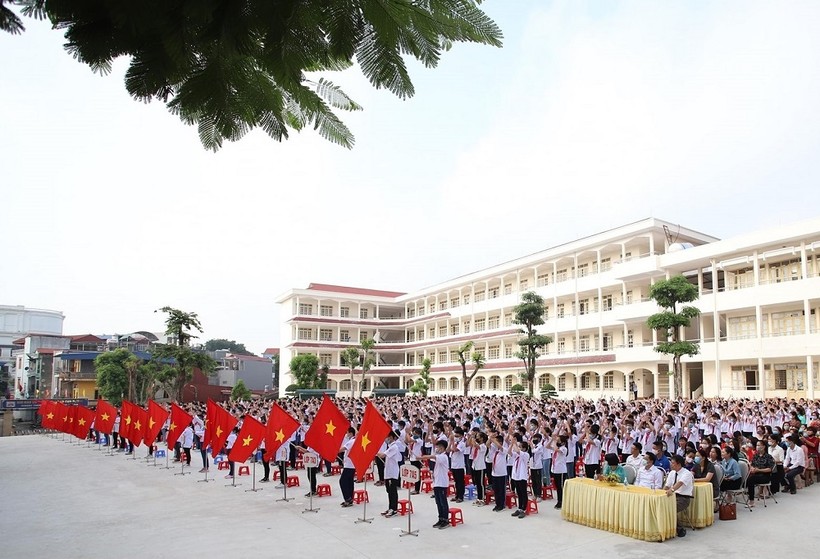 Không gian rộng rãi, khang trang, sạch đẹp của trường THCS Chu Văn An