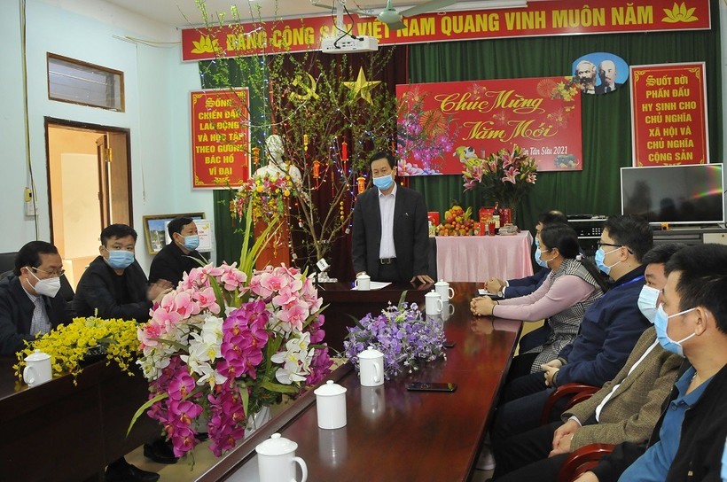 Chủ tịch UBND tỉnh Hà Giang chúc Tết đội ngũ cán bộ, nhân viên CDC.