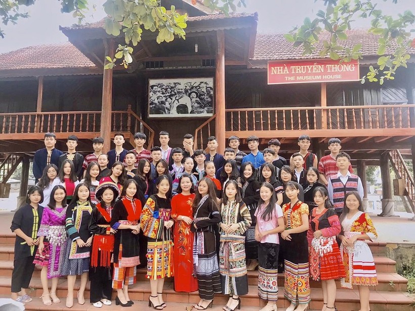 Năm nay trường Phổ thông Vùng Cao Việt Bắc có 786 em tham dự kỳ thi tốt nghiệp THPT