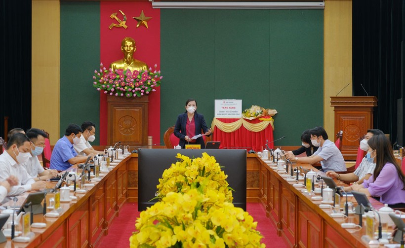 Đồng chí Nguyễn Thanh Hải, Ủy viên BCH Trung ương Đảng, Bí thư Tỉnh ủy, Trưởng Đoàn đại biểu Quốc hội tỉnh phát biểu tại hội nghị.