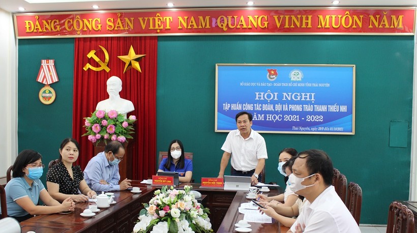 Ông Nguyễn Đức Thịnh, Phó Giám đốc Sở GD&ĐT Thái Nguyên phát biểu tại Hội nghị.