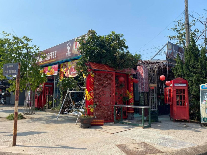 Nhiều quán ăn trên địa bàn thị trấn Phong Điền đóng cửa trước thời điểm thực hiện giãn cách xã hội.