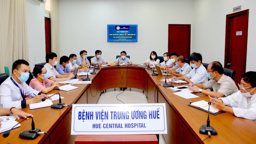 Bệnh viện Trung ương Huế họp thống nhất về khâu thiết kế trung tâm hồi sức tích cực.