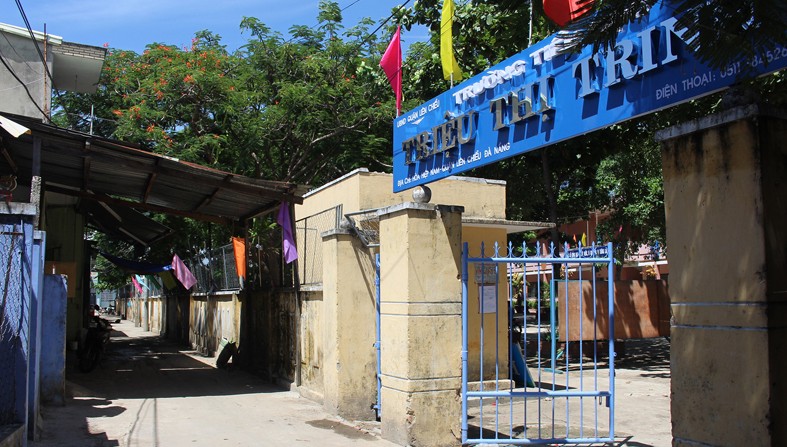 Đường vào cơ sở 1 của Trường Tiểu học Triệu Thị Trinh (Q. Liên Chiểu, TP Đà Nẵng)