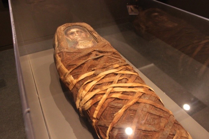 Xác ướp Hawara Portrait Mummy No.4