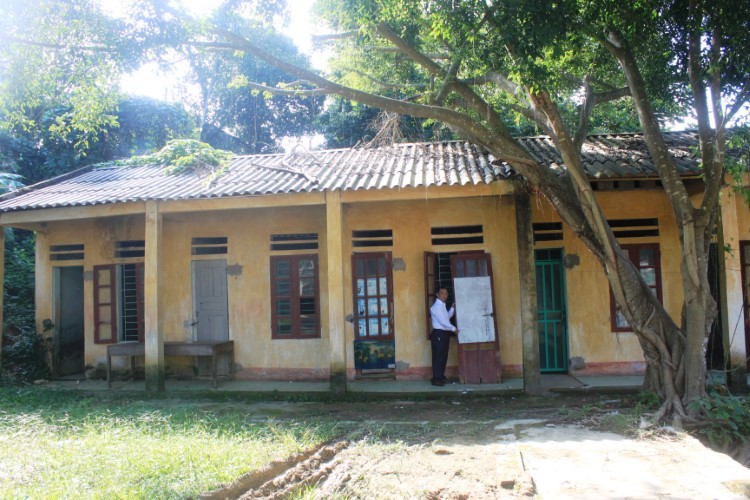 Khu lẻ Trường Tiểu học Phú Lệ tại bản Đuốm, cũng  phải đóng cửa vì xuống cấp.