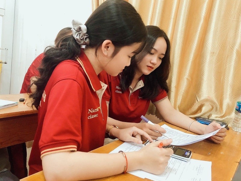Học sinh khối 12 Trường THCS - THPT Đào Duy Anh, TPHCM trong giờ học. Ảnh: M.Trần