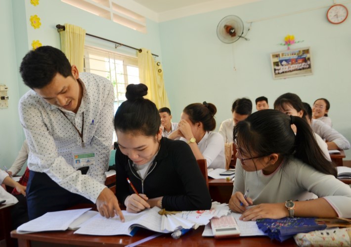 Giờ ôn tập của HS Trường THPT Phạm Phú Thứ (Đà Nẵng). 