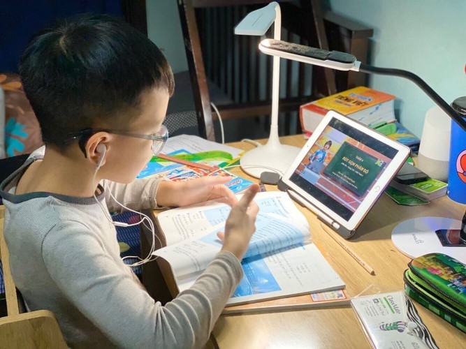 Nhiều địa phương nhanh chóng triển khai dạy học trực tuyến bảo đảm kế hoạch năm học. Ảnh minh họa