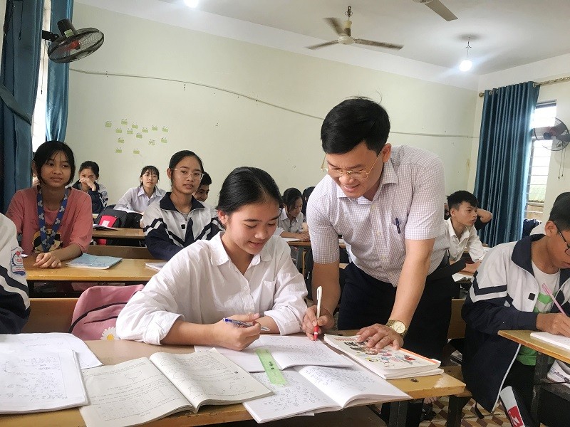 Nhiều phụ huynh, giáo viên Hà Tĩnh mong sớm tổ chức thi tuyển sinh lớp 10 THPT.