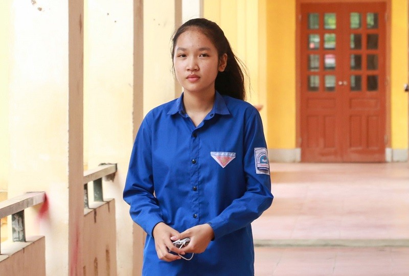 Nữ sinh Bùi Thảo Nguyên – chủ nhân điểm 10 môn Văn duy nhất kỳ thi tuyển sinh vào lớp 10 tỉnh Nghệ An.