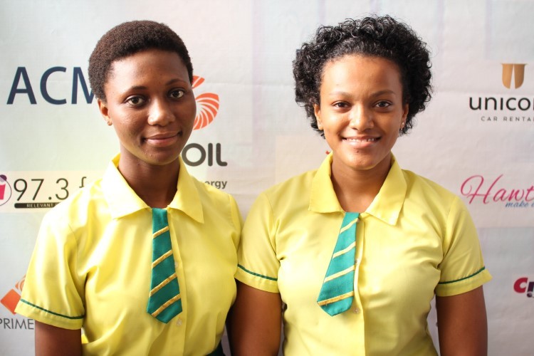 Học sinh Ghana được chính phủ hỗ trợ về đồng phục.