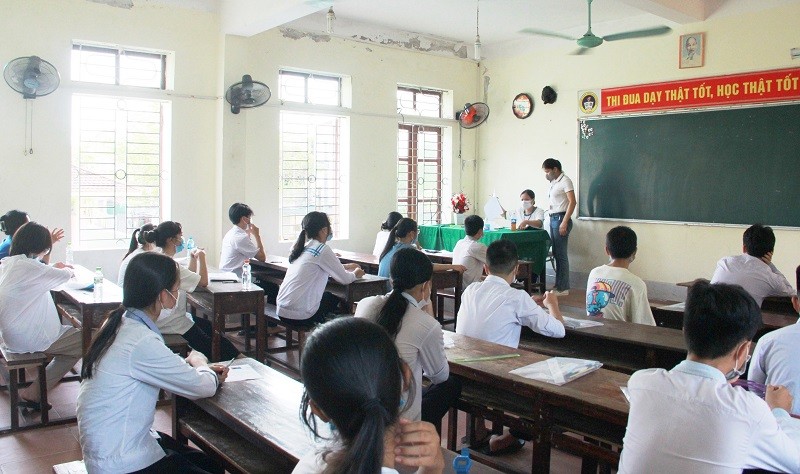 Tổ chức thi vào lớp 10 các trường THPT tại Hà Tĩnh năm 2021.
