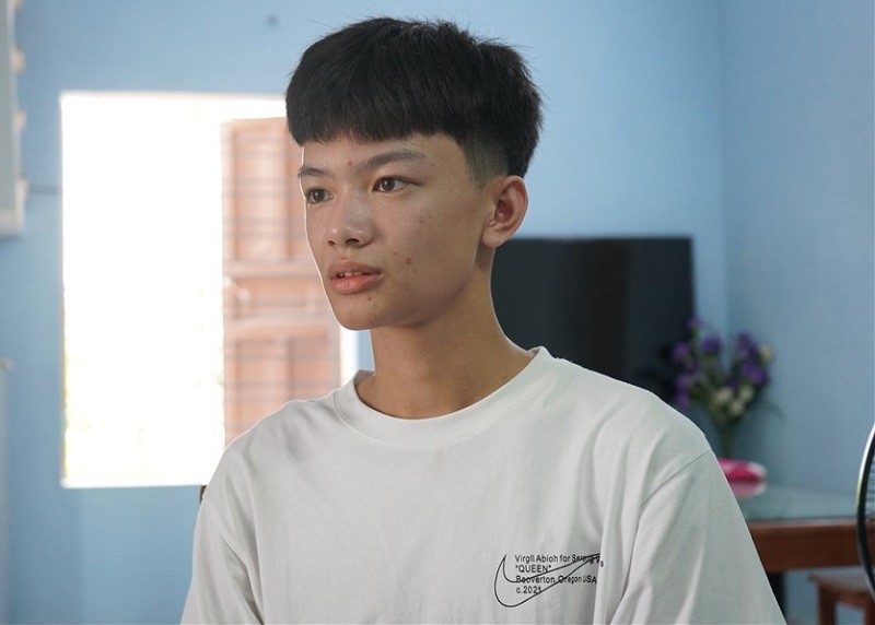 Trần Cao Sơn với ước mơ thành kỹ sư lập trình máy tính cho tập đoàn công nghệ lớn trên thế giới.
