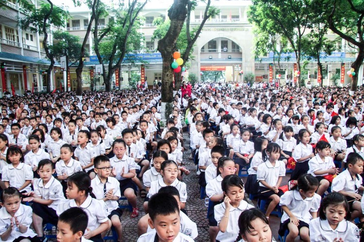 Học sinh tiểu học tại TP Hồ Chí Minh trong lễ khai giảng năm học mới 2019-2020. Ảnh tư liệu