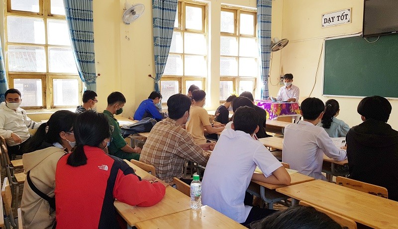 Tỉ lệ học sinh ở 2 huyện miền núi Quảng Trị tốt nghiệp THPT năm 2020 - 2021 còn khá thấp.