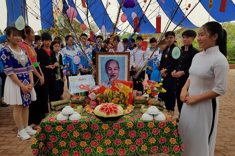 Trường Phổ thông Dân tộc Nội trú THPT huyện Nậm Pồ (Điện Biên) tổ chức Tết cho học sinh các dân tộc. Ảnh: NTCC.