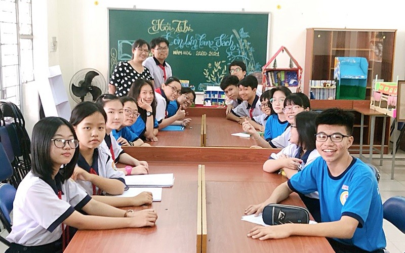 Cô và trò Trường THCS Lê Anh Xuân (Quận 11, TPHCM) tham dự Hội thi “Lớn lên cùng sách” năm học 2020 - 2021. Ảnh: NT